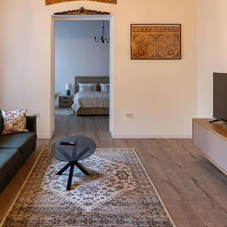 Emma's Place דירה *